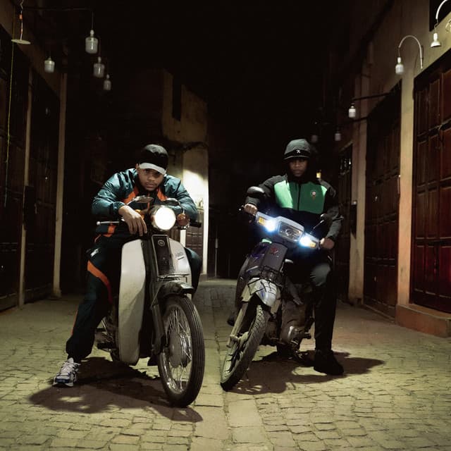 Cover van Back 2 Back